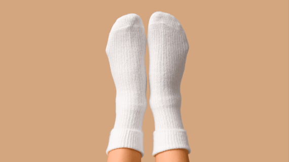 Pentingnya Sample Produk Kaos Kaki Sebelum Order Massal